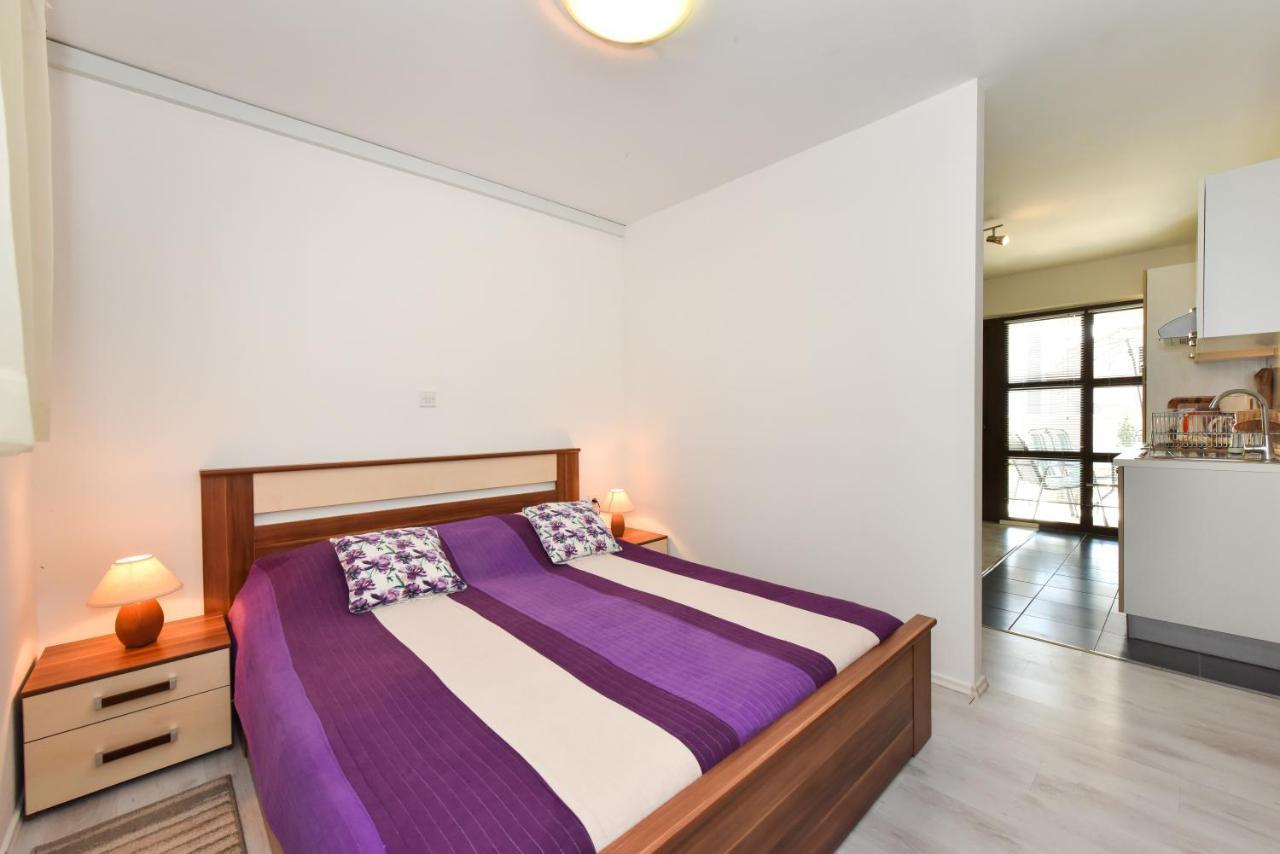 Lovely Apartment In The Groundfloor Zadar Dış mekan fotoğraf